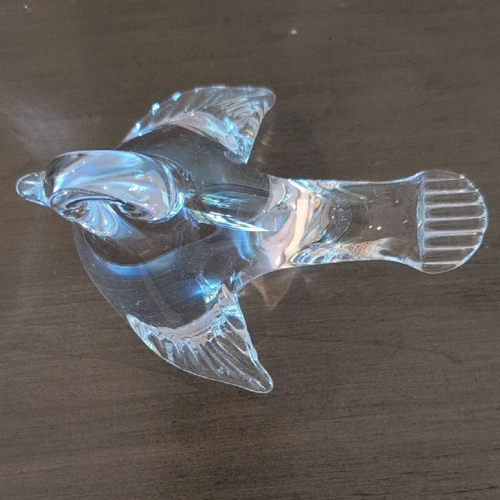 Elegant Vintage Art Glass Bird Figurine Paperweight